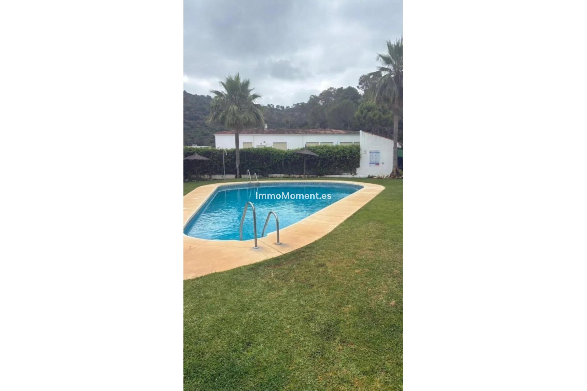 Resale - Apartment - Benahavís - Benahavís Centro