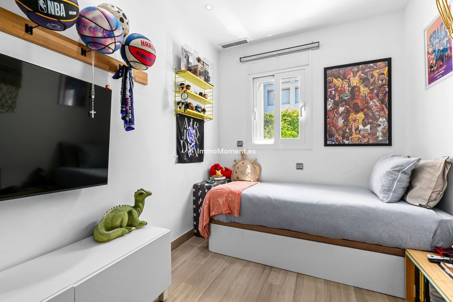 Resale - Apartment - Benahavís - Benahavís Centro