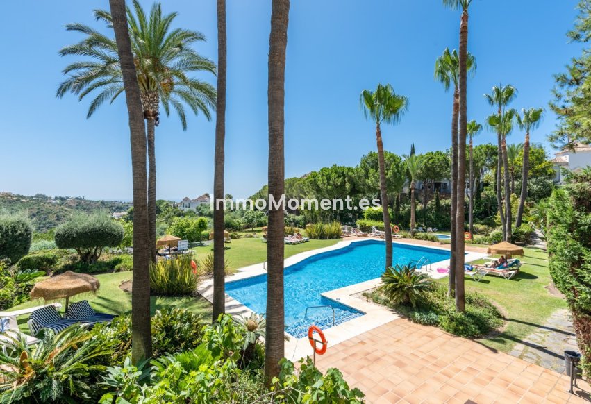 Resale - Apartment - Benahavís - Benahavís Centro