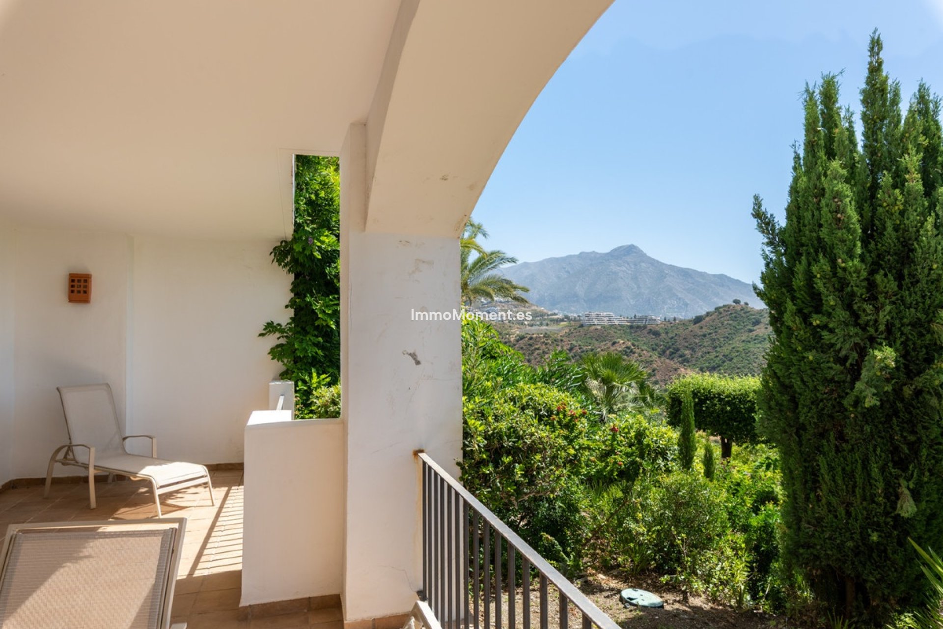 Resale - Apartment - Benahavís - Benahavís Centro