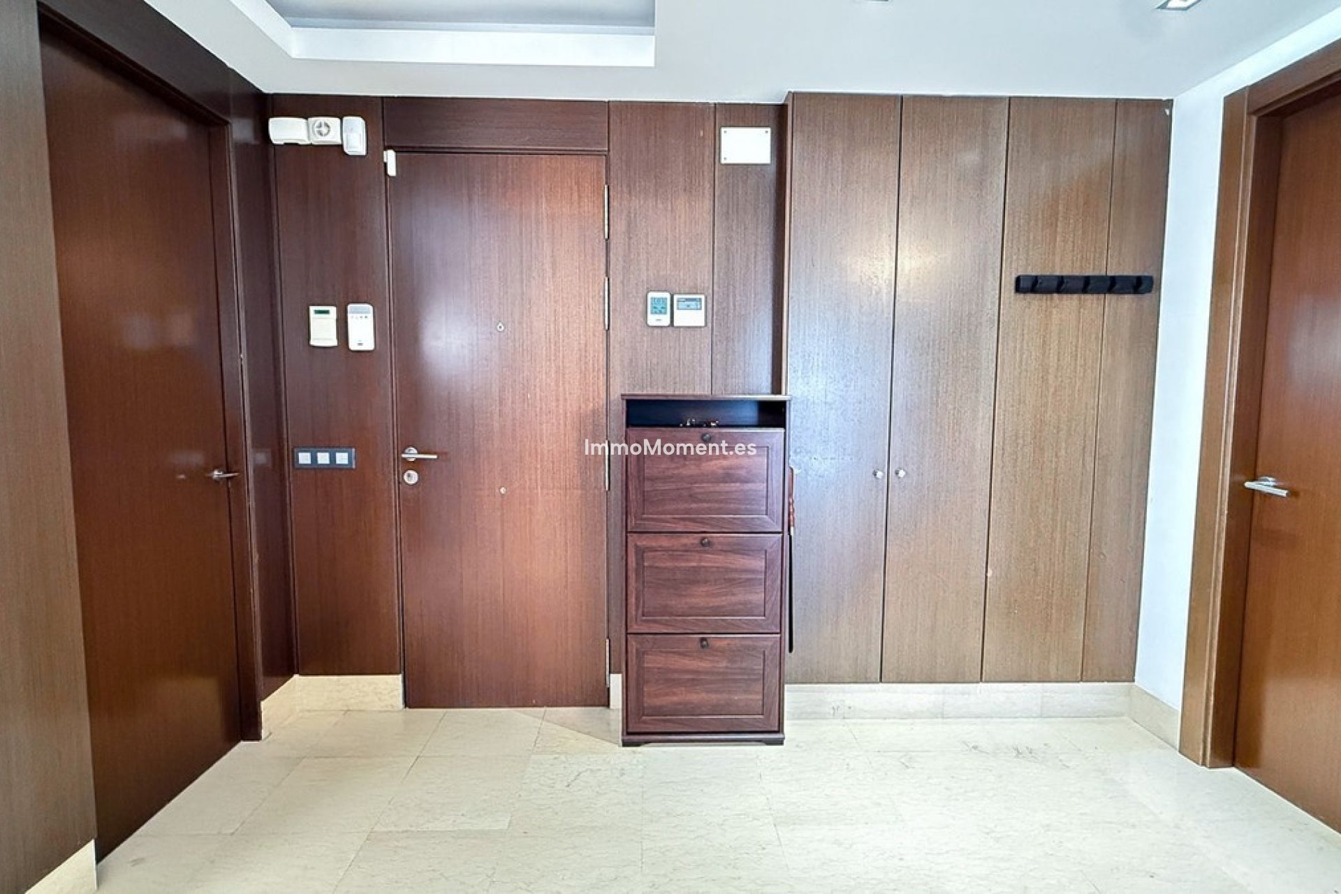Resale - Apartment - Benahavís - Benahavís Centro