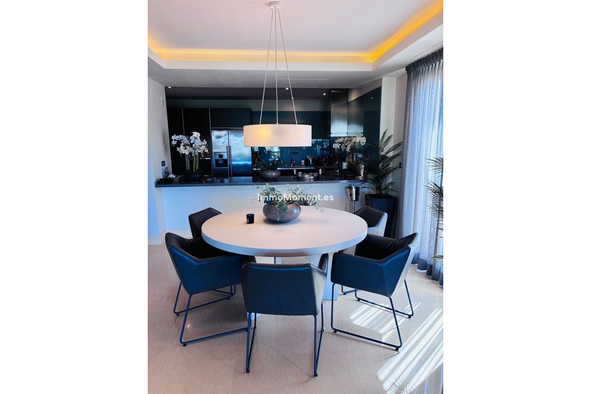 Resale - Apartment - Benahavís - Benahavís Centro