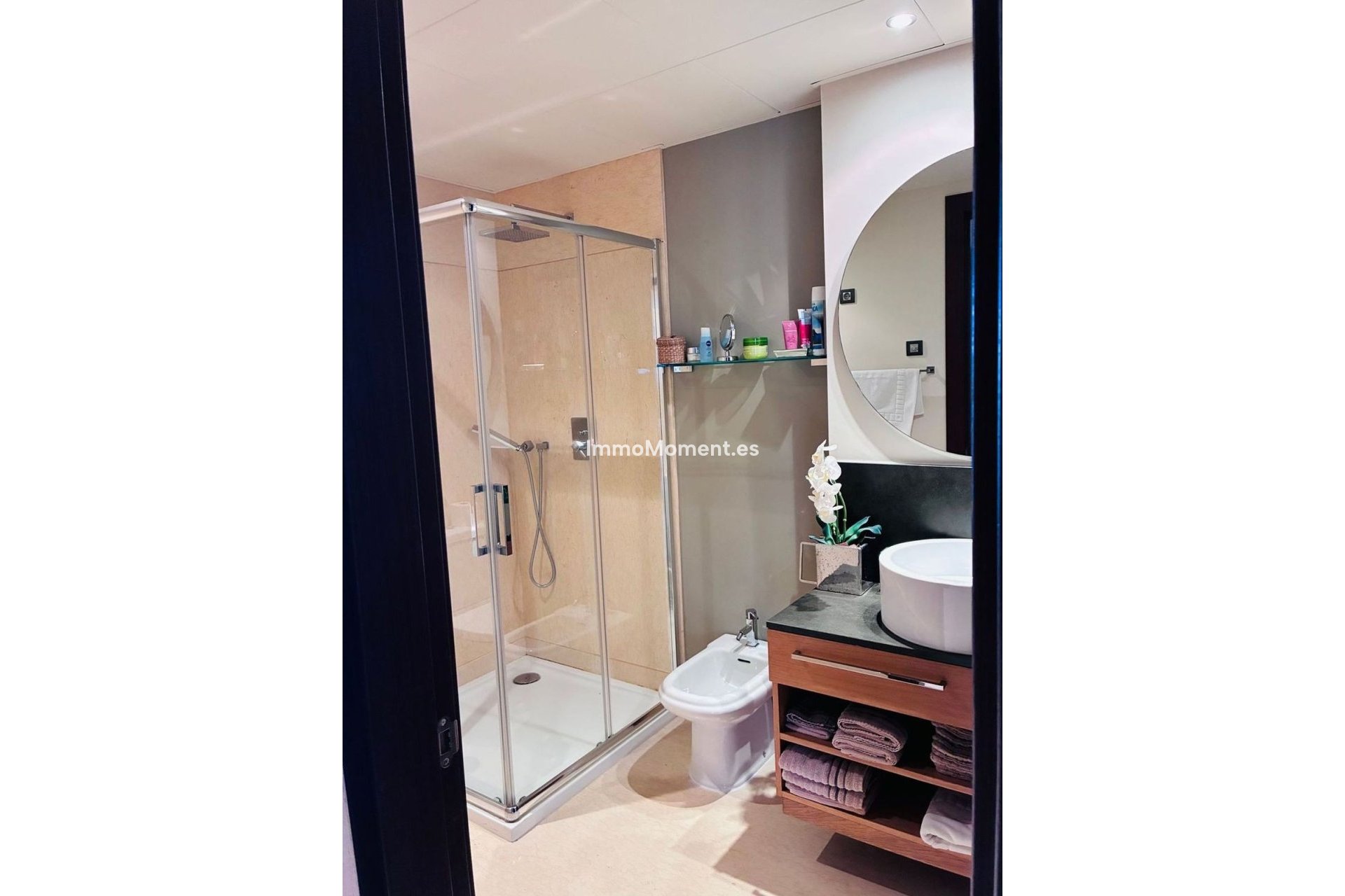 Resale - Apartment - Benahavís - Benahavís Centro