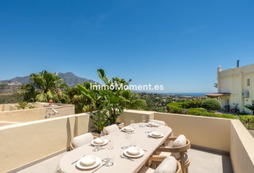 Resale - Apartment - Benahavís - La Quinta