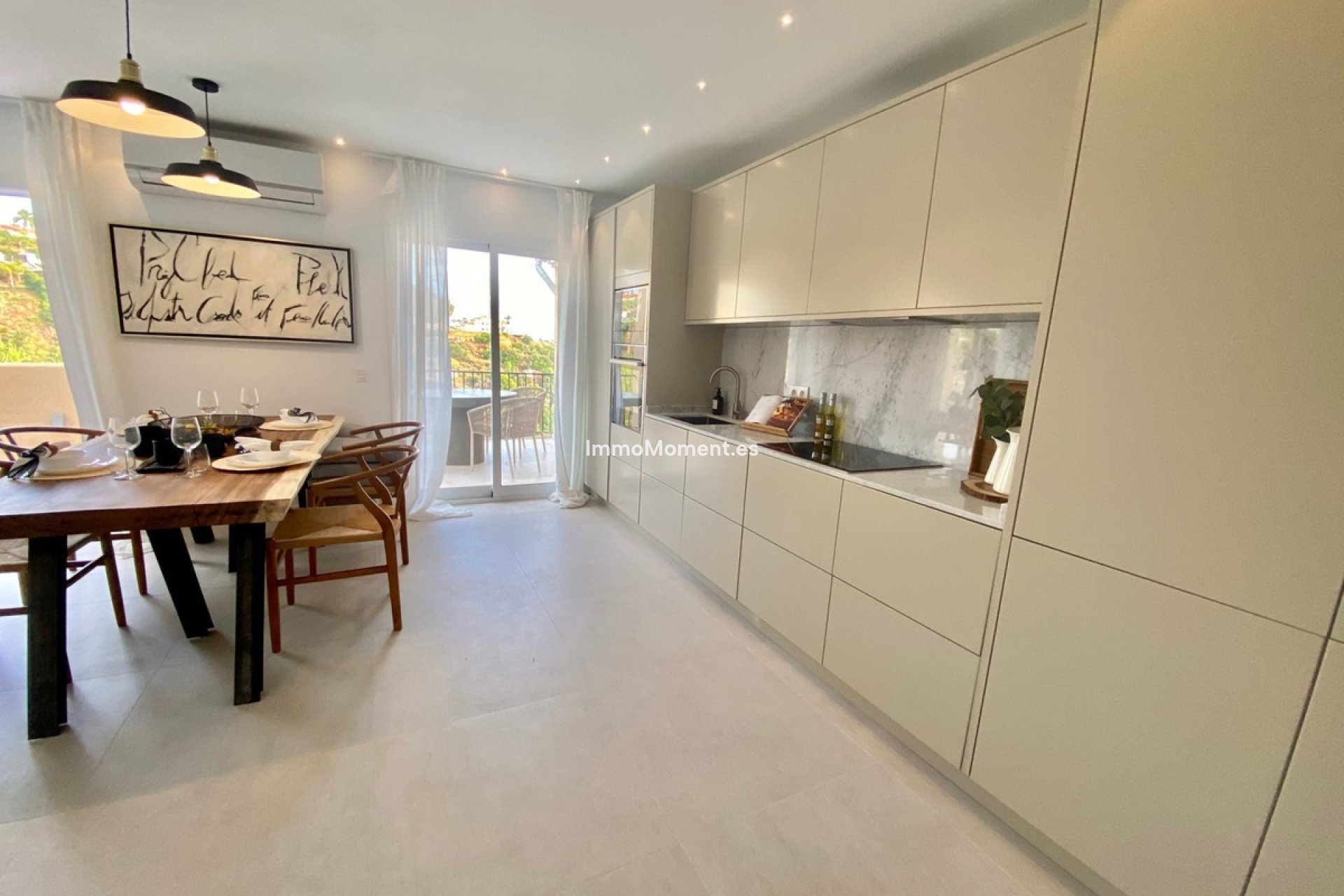Resale - Apartment - Benahavís - La Quinta