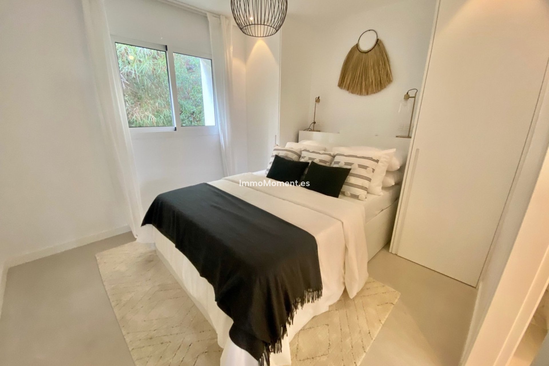 Resale - Apartment - Benahavís - La Quinta