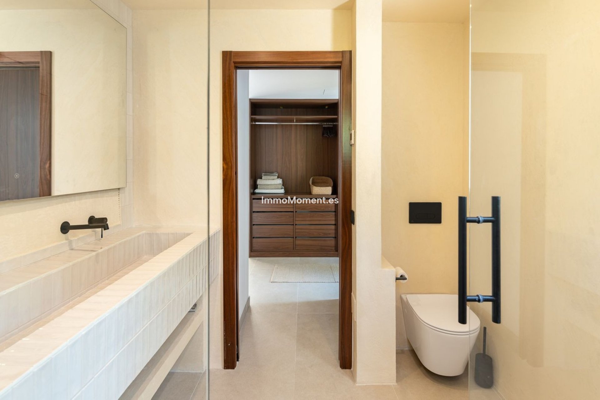Resale - Apartment - Benahavís - La Quinta