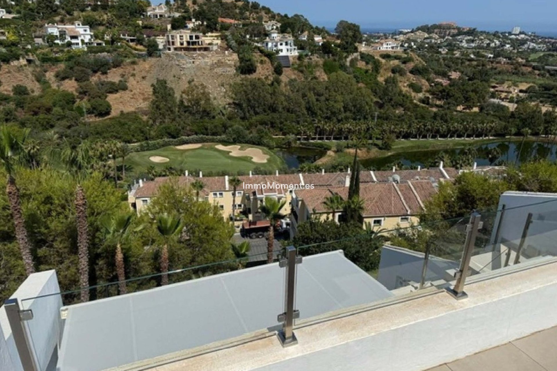 Resale - Apartment - Benahavís - La Quinta