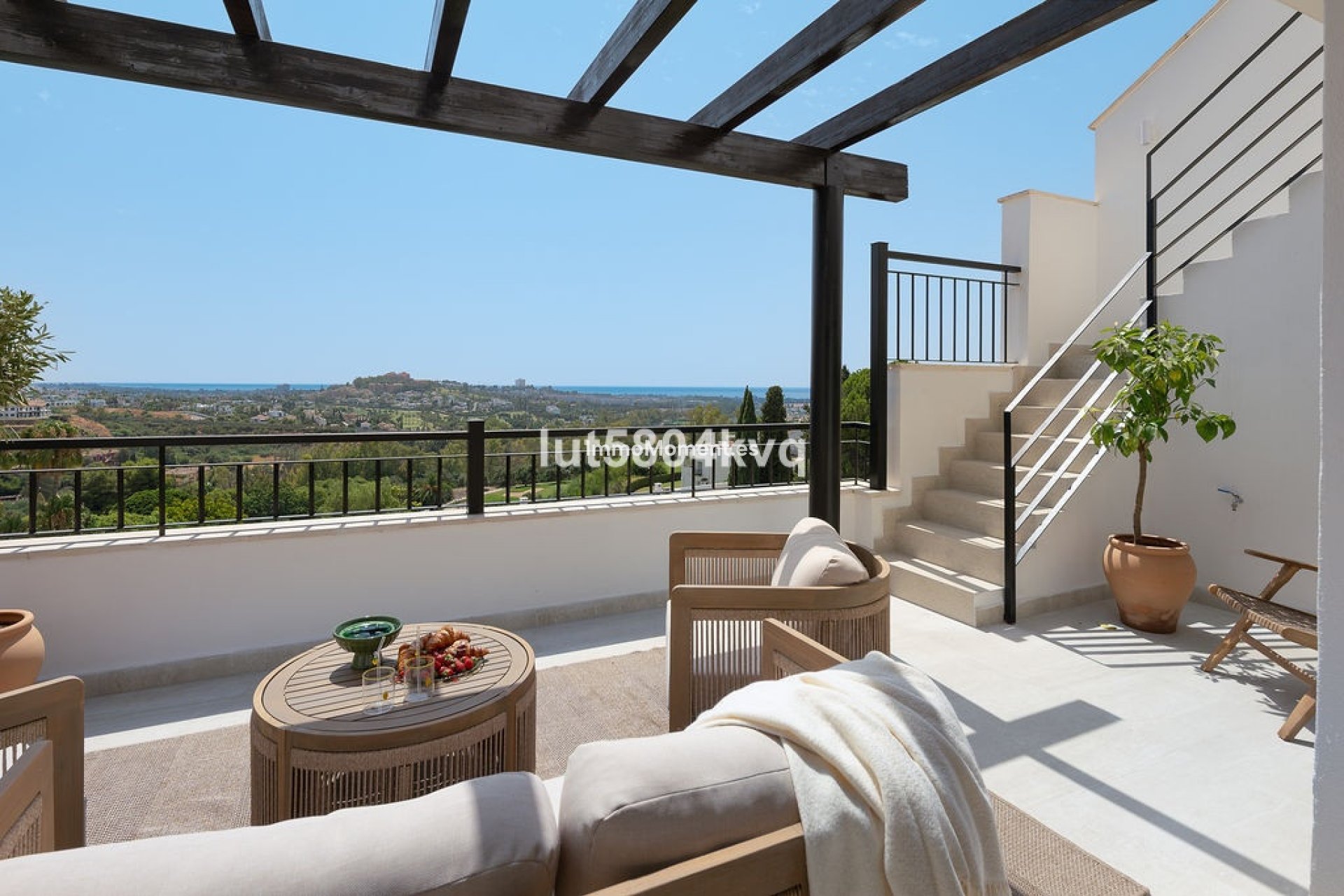 Resale - Apartment - Benahavís - La Quinta