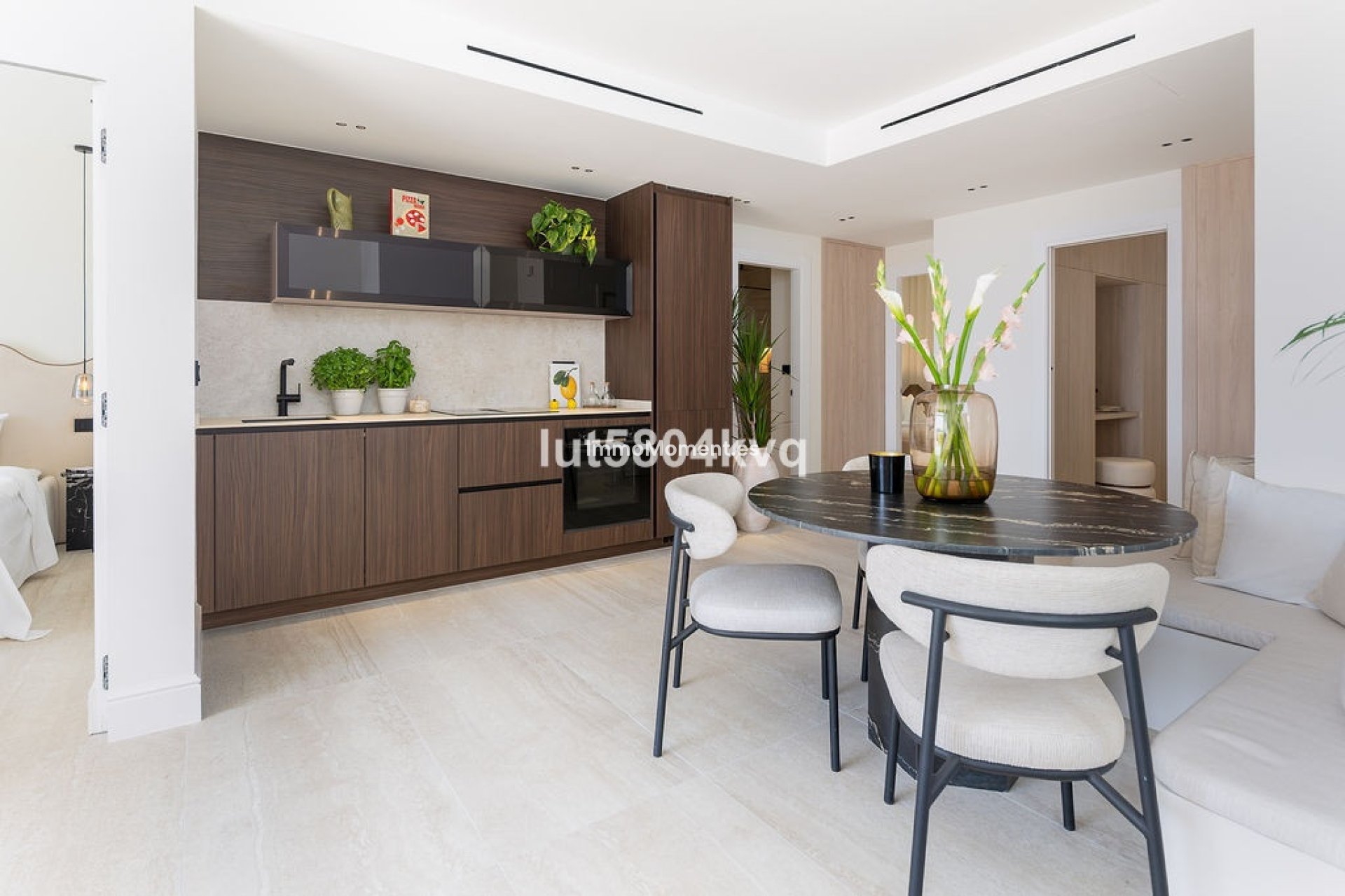 Resale - Apartment - Benahavís - La Quinta