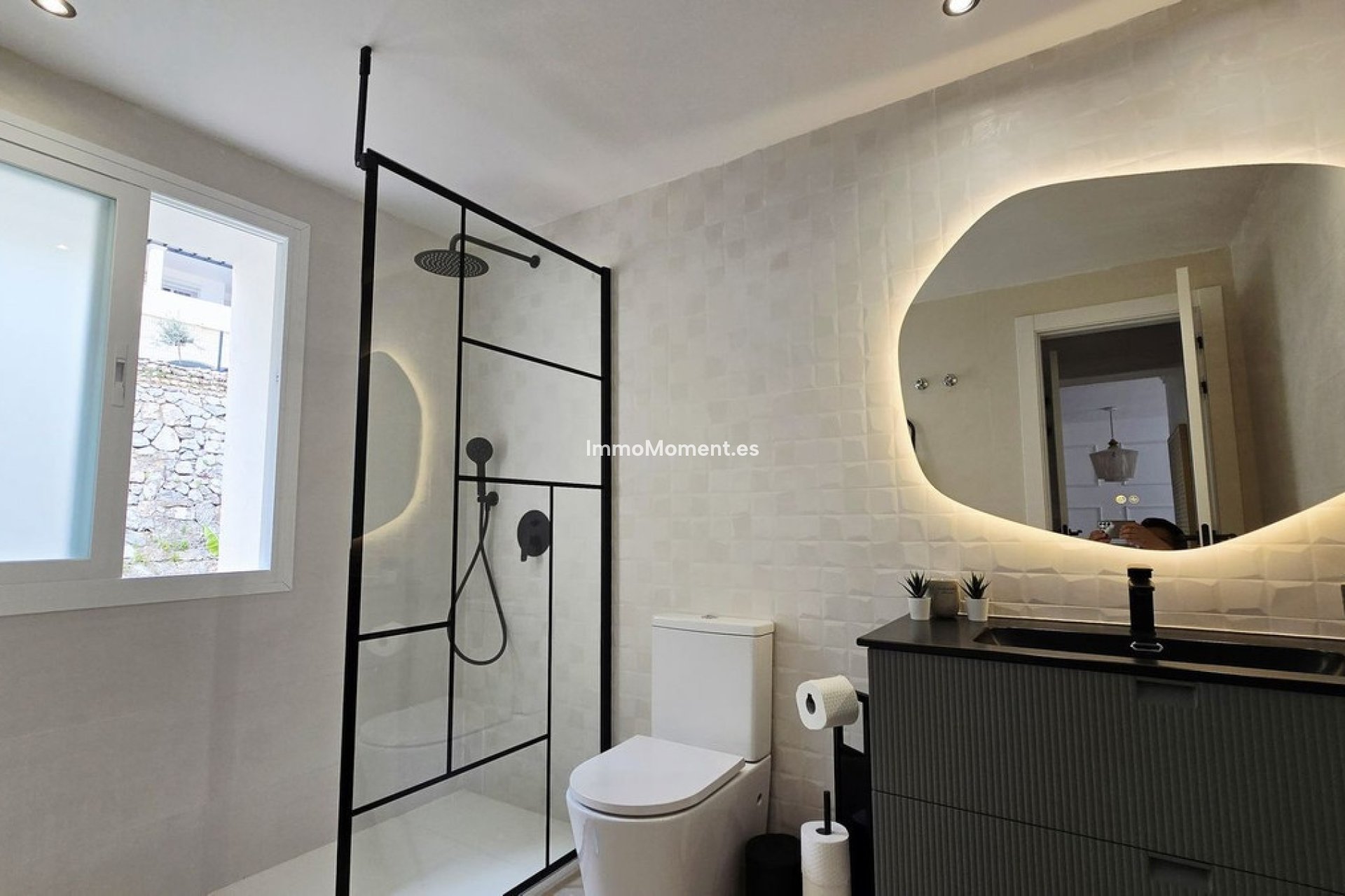 Resale - Apartment - Benahavís - La Quinta