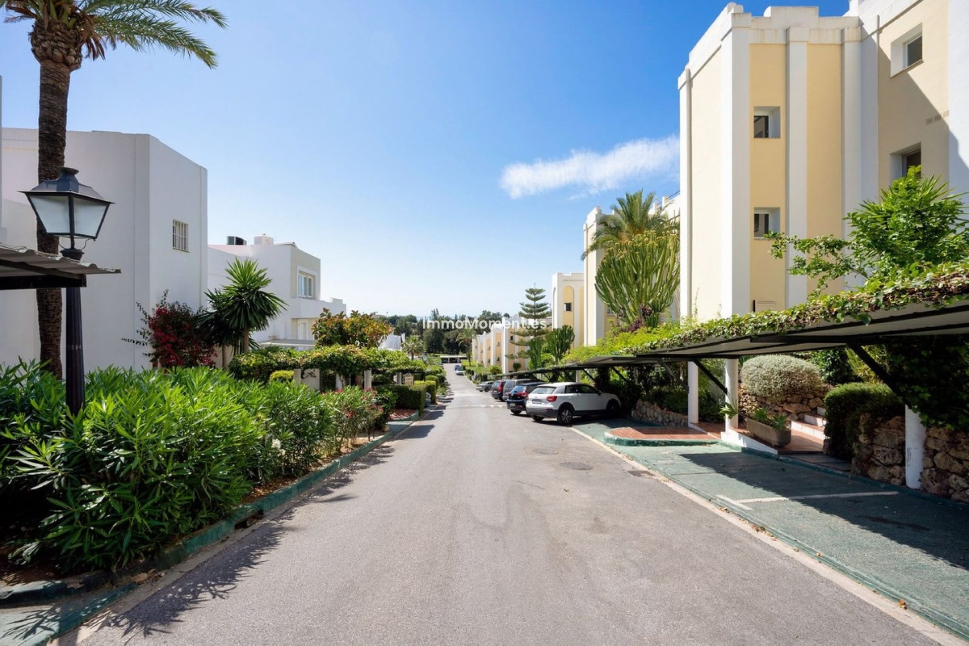 Resale - Apartment - Benahavís - La Quinta