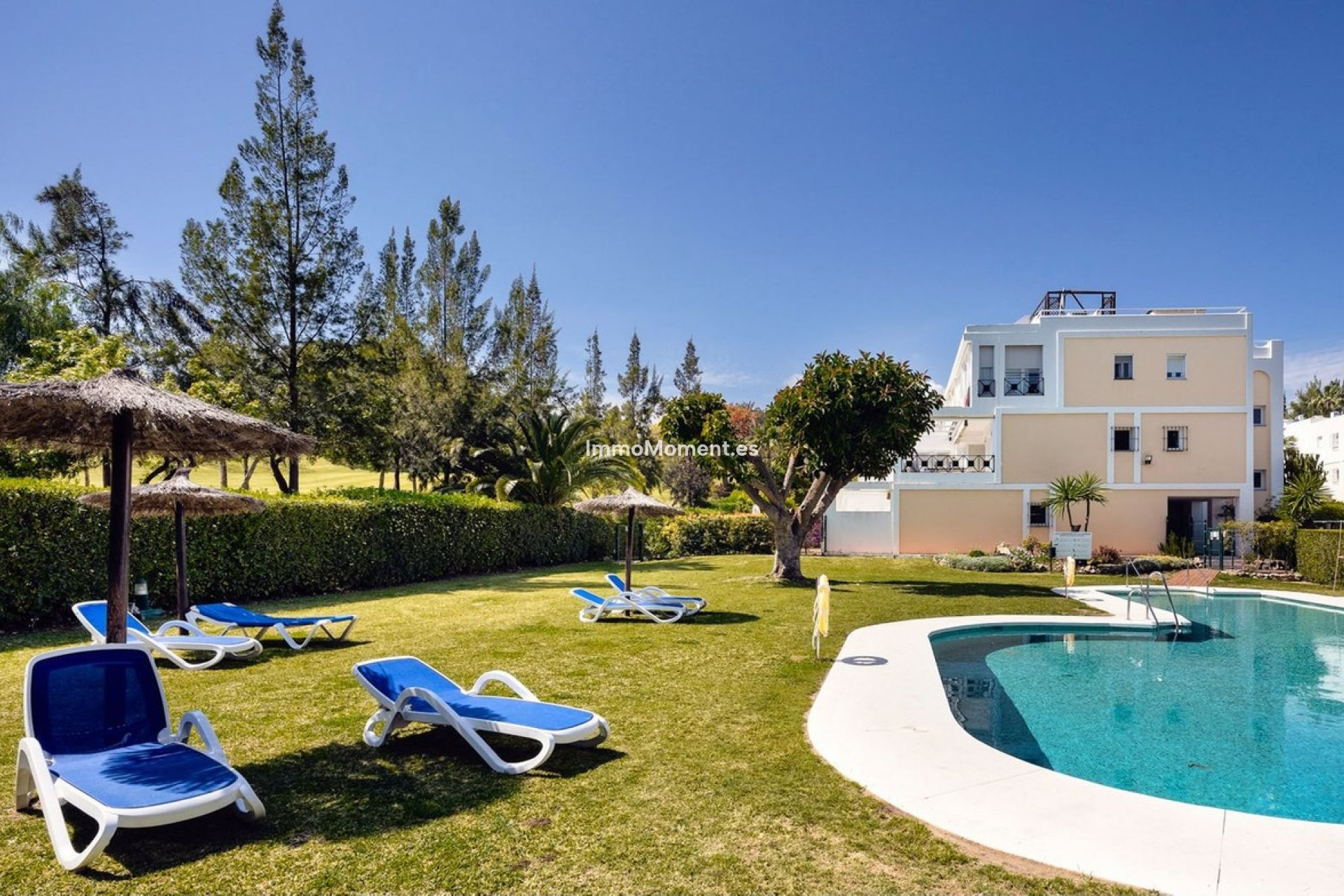 Resale - Apartment - Benahavís - La Quinta