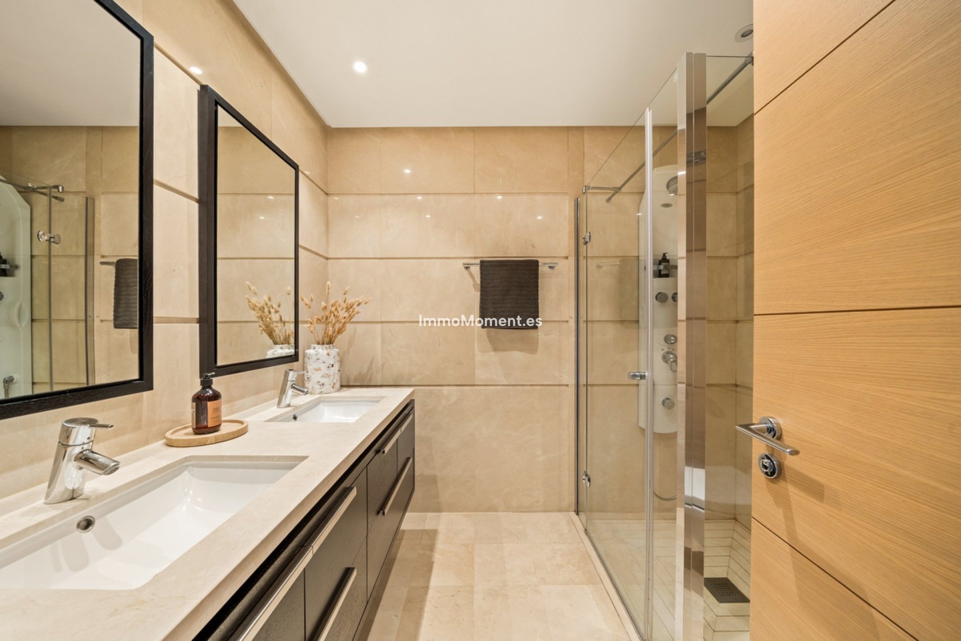 Resale - Apartment - Benahavís - La Quinta