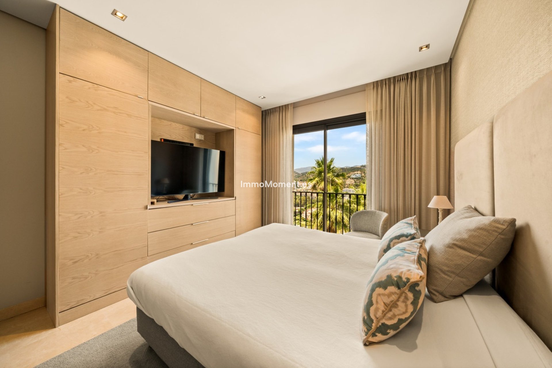 Resale - Apartment - Benahavís - La Quinta