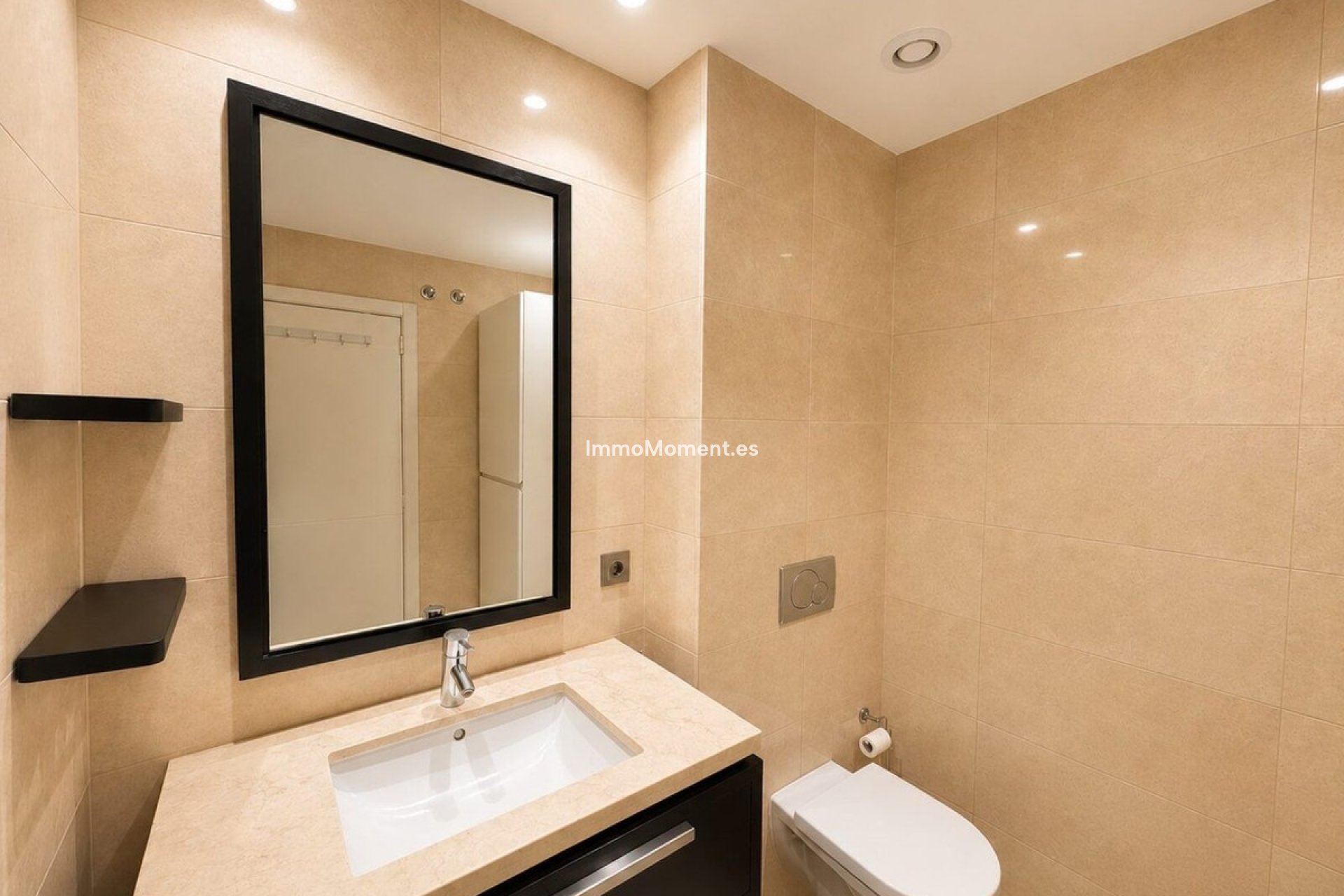 Resale - Apartment - Benahavís - La Quinta