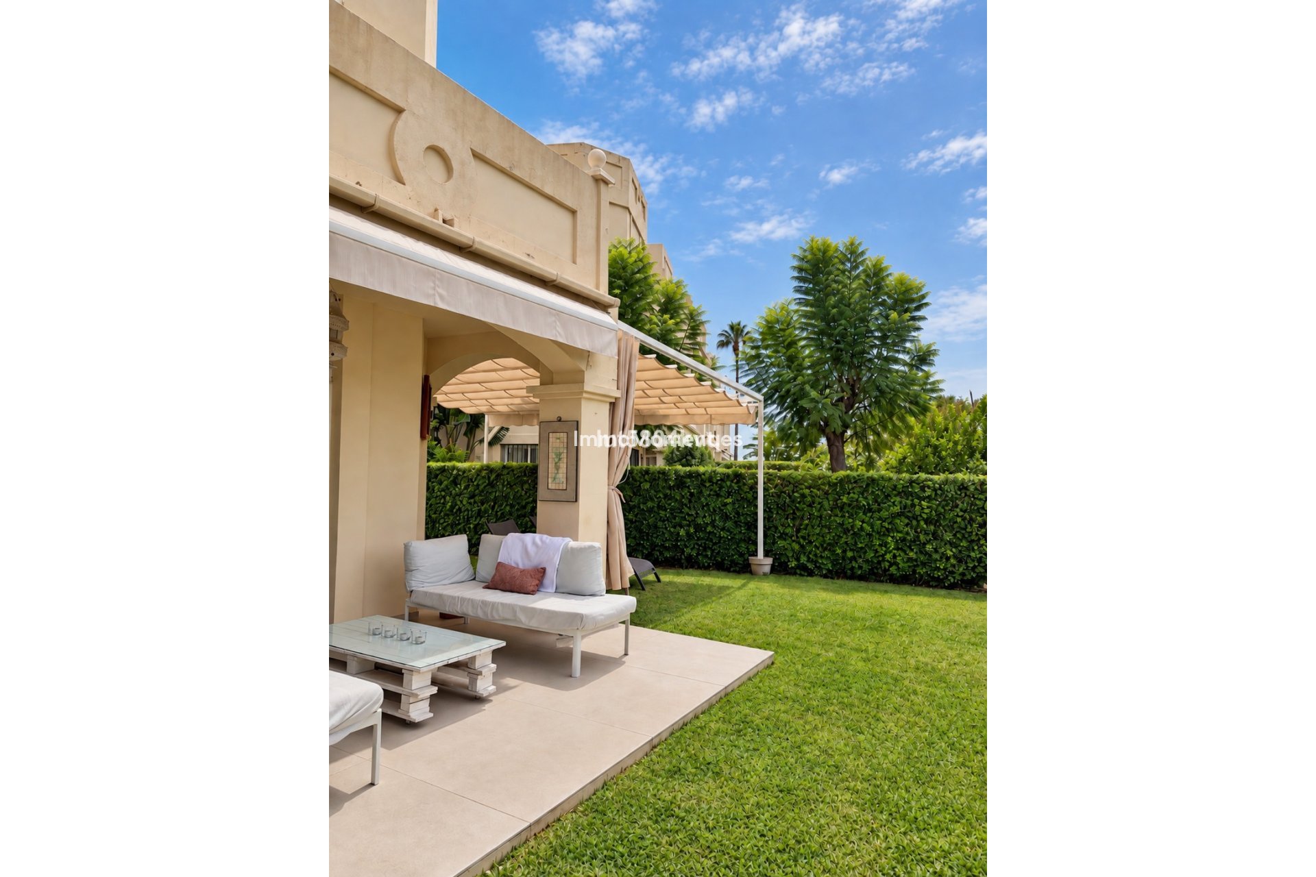 Resale - Apartment - Benahavís - La Quinta