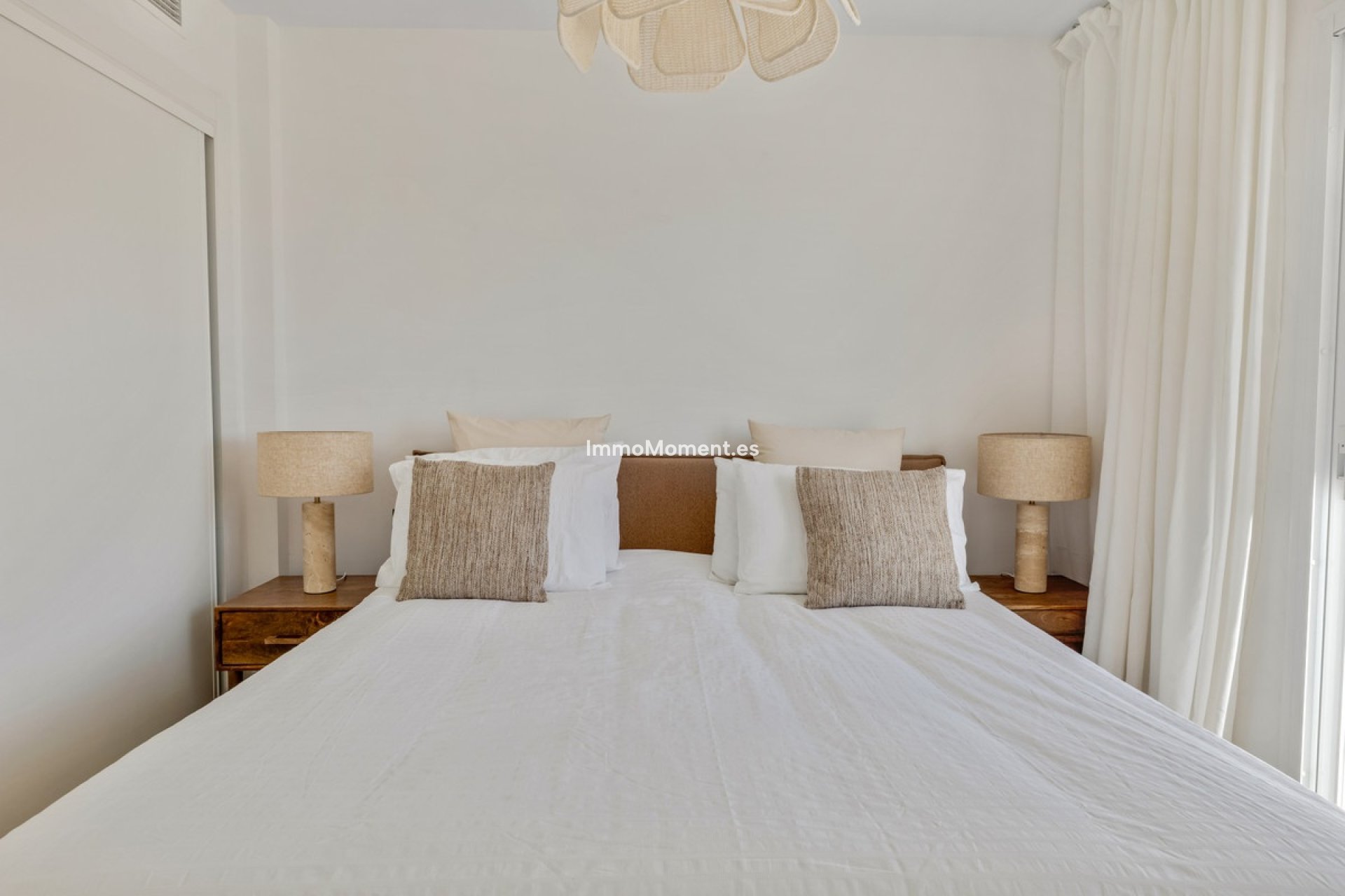 Resale - Apartment - Benahavís - La Quinta