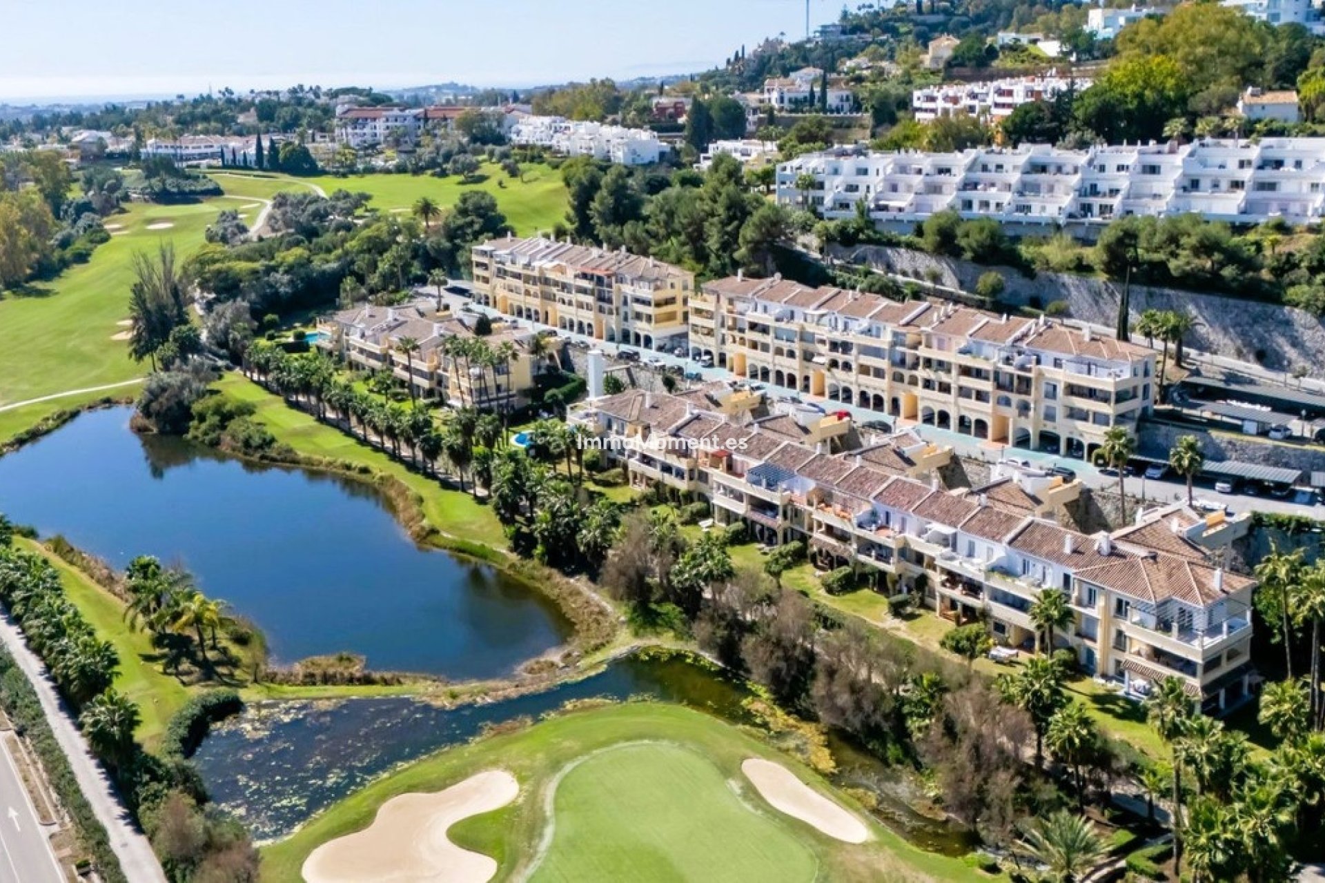 Resale - Apartment - Benahavís - La Quinta