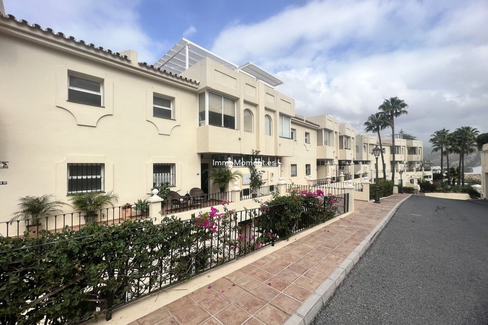 Resale - Apartment - Benahavís - La Quinta