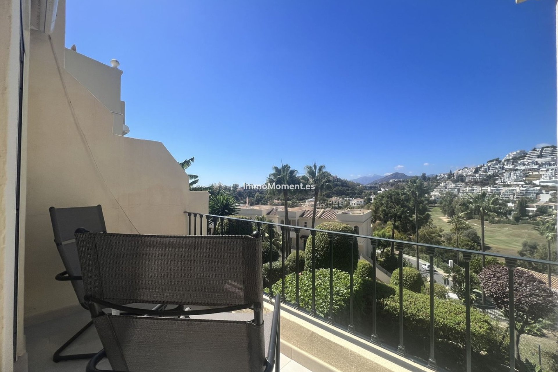Resale - Apartment - Benahavís - La Quinta