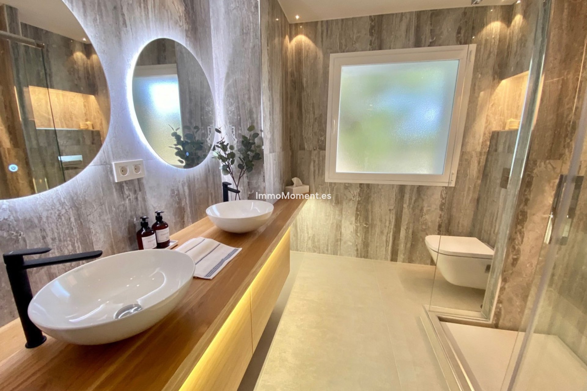 Resale - Apartment - Benahavís - La Quinta