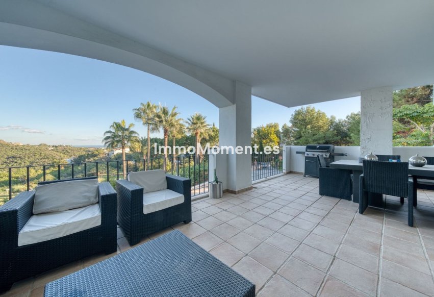 Resale - Apartment - Benahavís - La Quinta