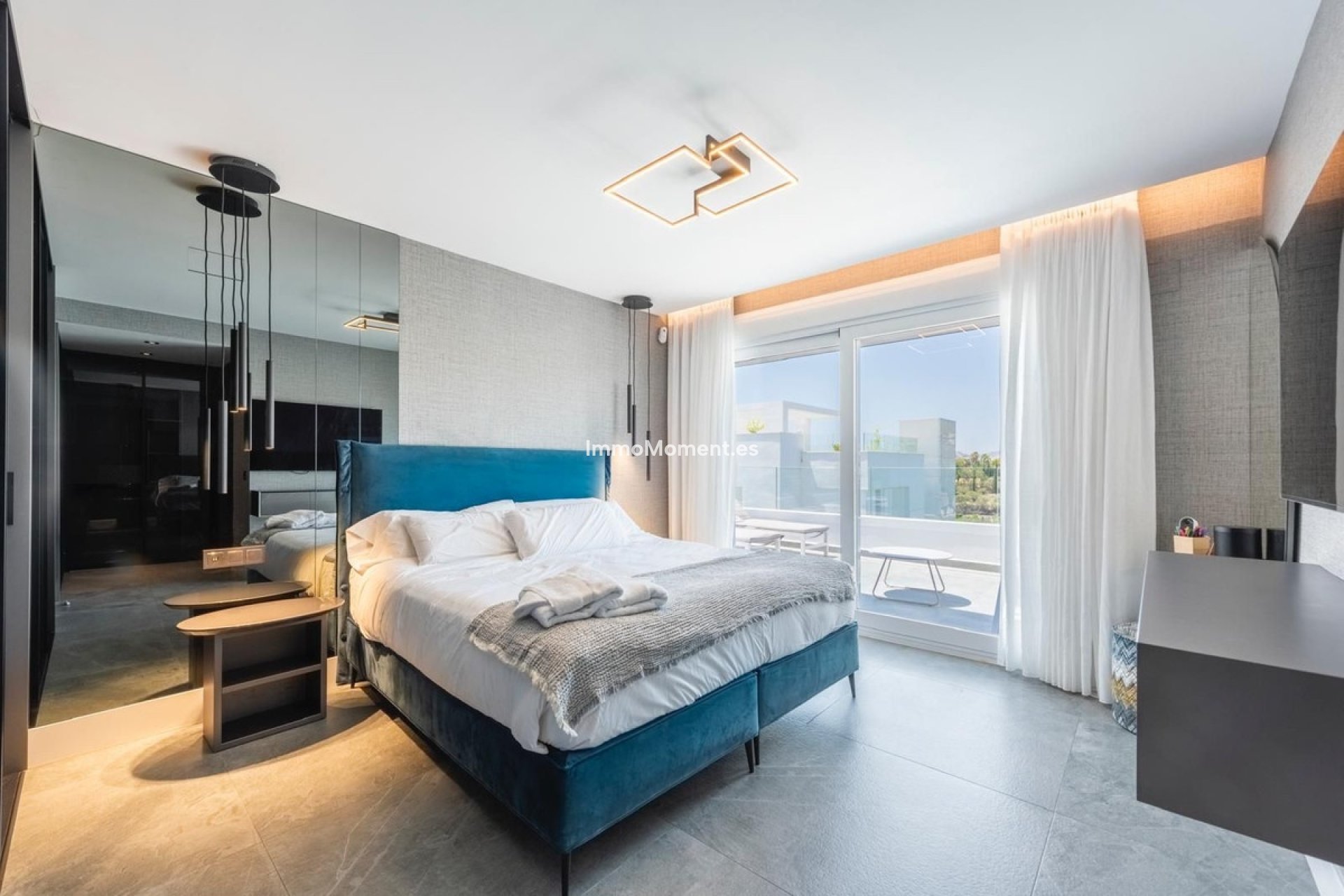 Resale - Apartment - Benahavís - La Quinta