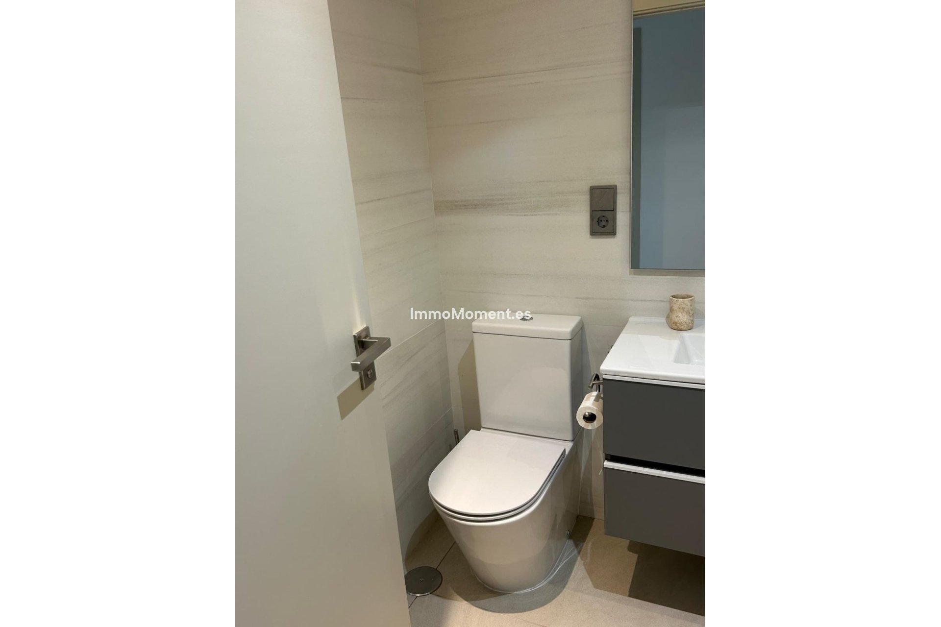 Resale - Apartment - Benahavís - La Quinta