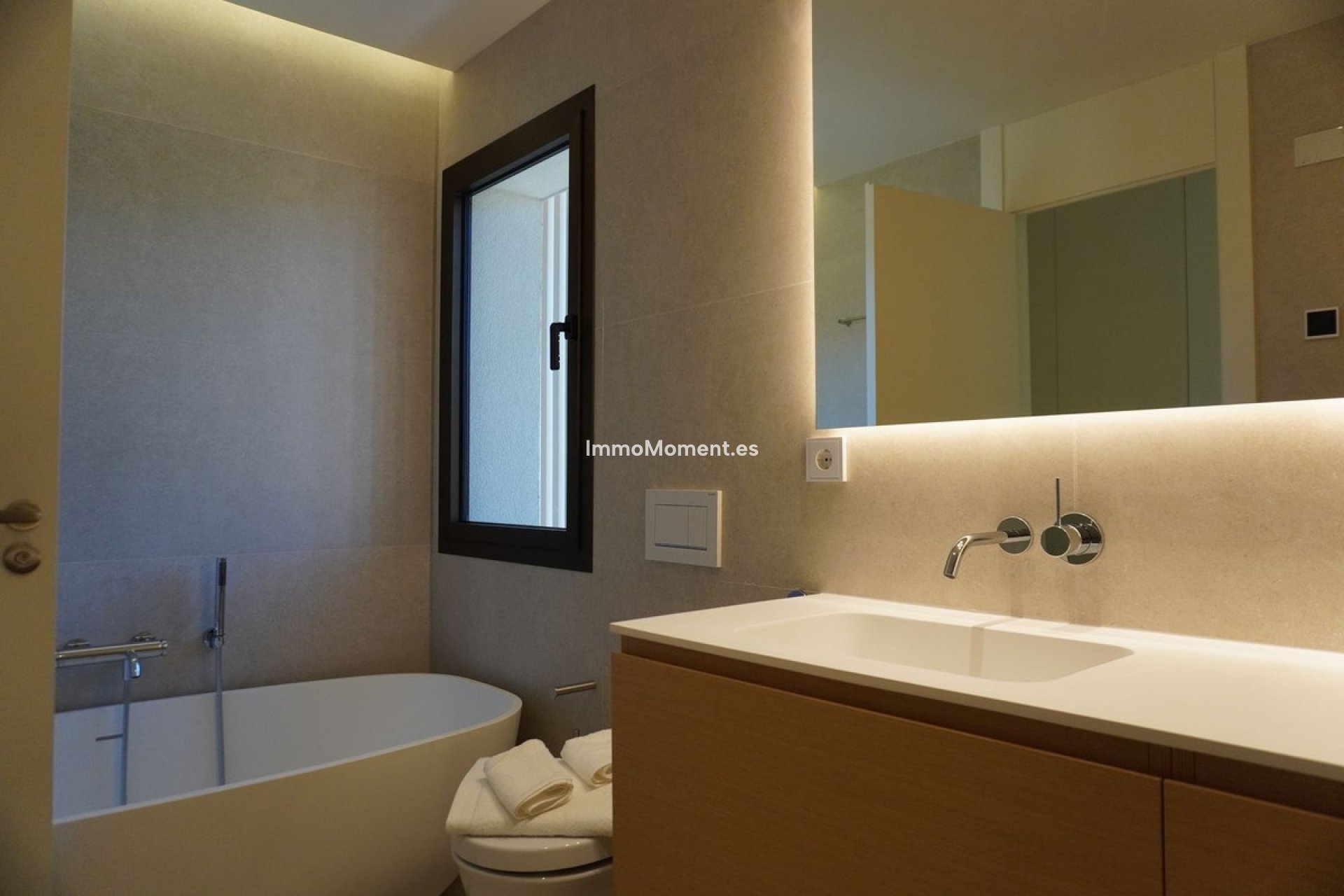 Resale - Apartment - Benahavís - La Quinta