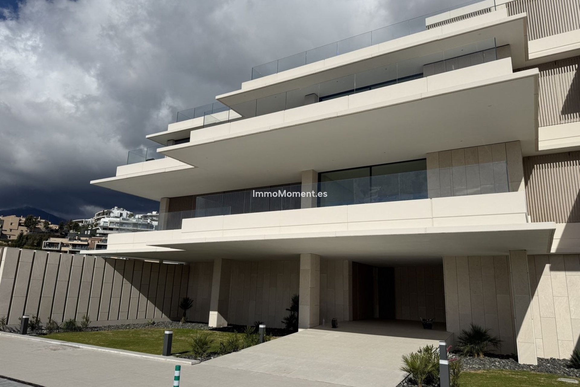 Resale - Apartment - Benahavís - La Quinta