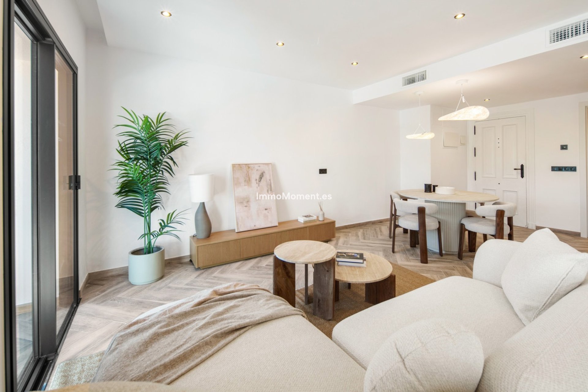 Resale - Apartment - Benahavís - La Quinta