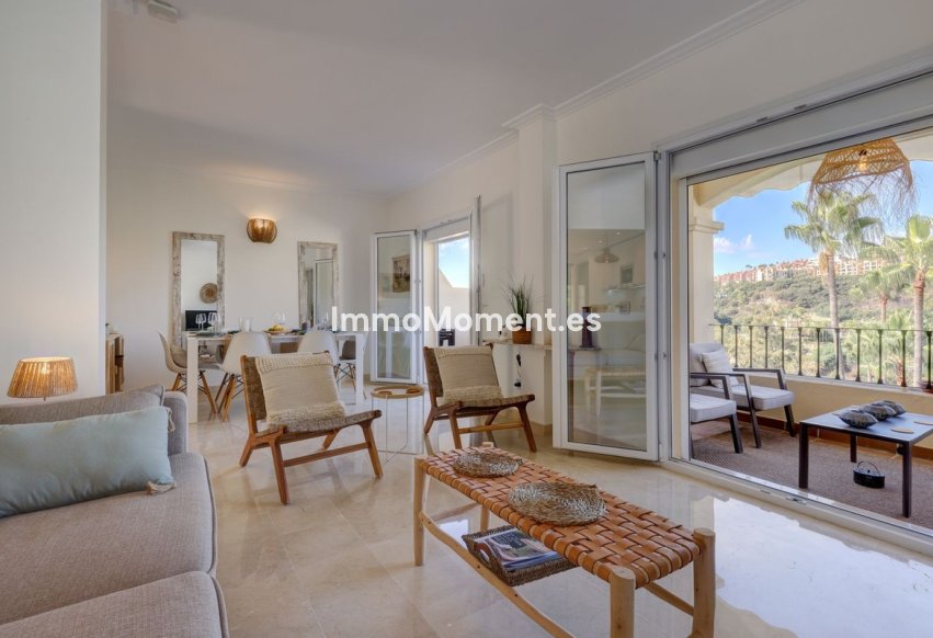 Resale - Apartment - Benahavís - La Quinta
