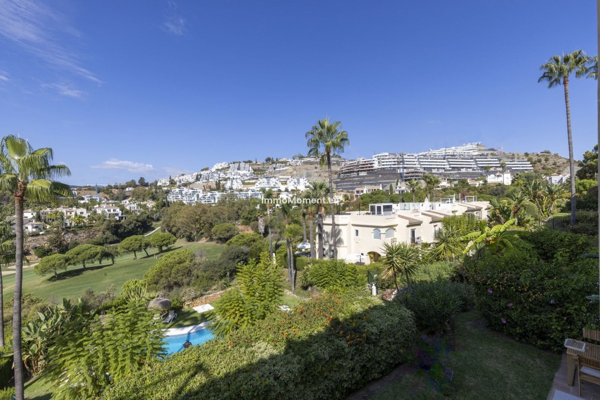 Resale - Apartment - Benahavís - La Quinta