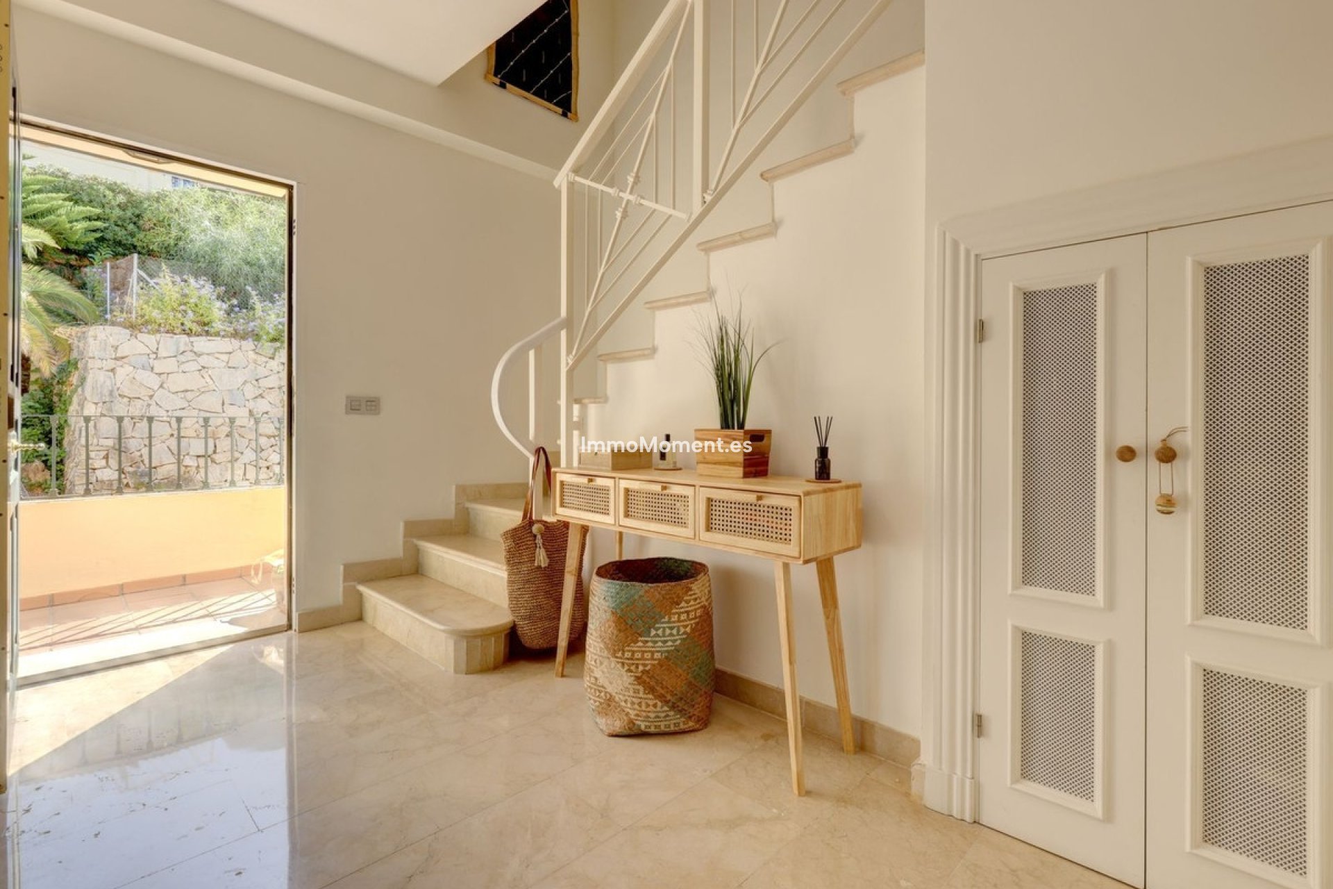 Resale - Apartment - Benahavís - La Quinta