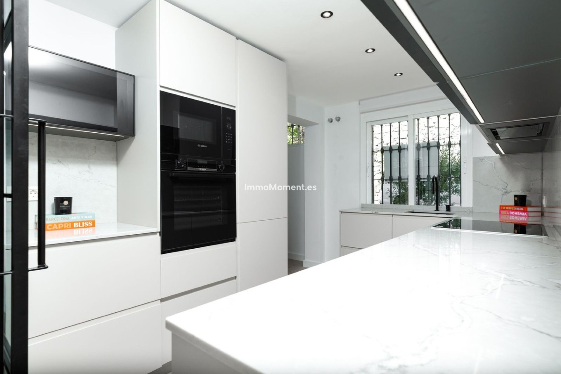 Resale - Apartment - Benahavís - La Quinta