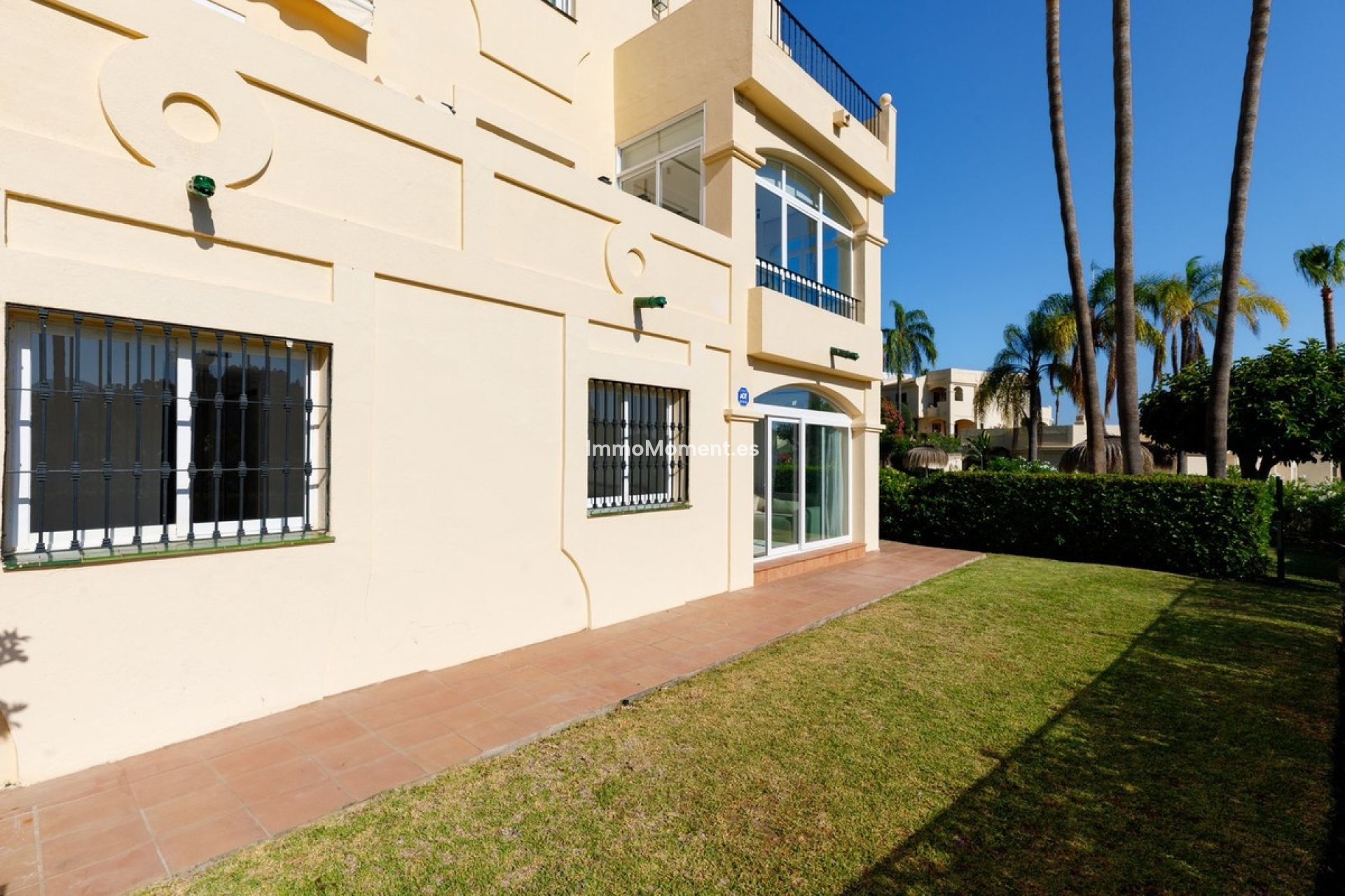 Resale - Apartment - Benahavís - La Quinta