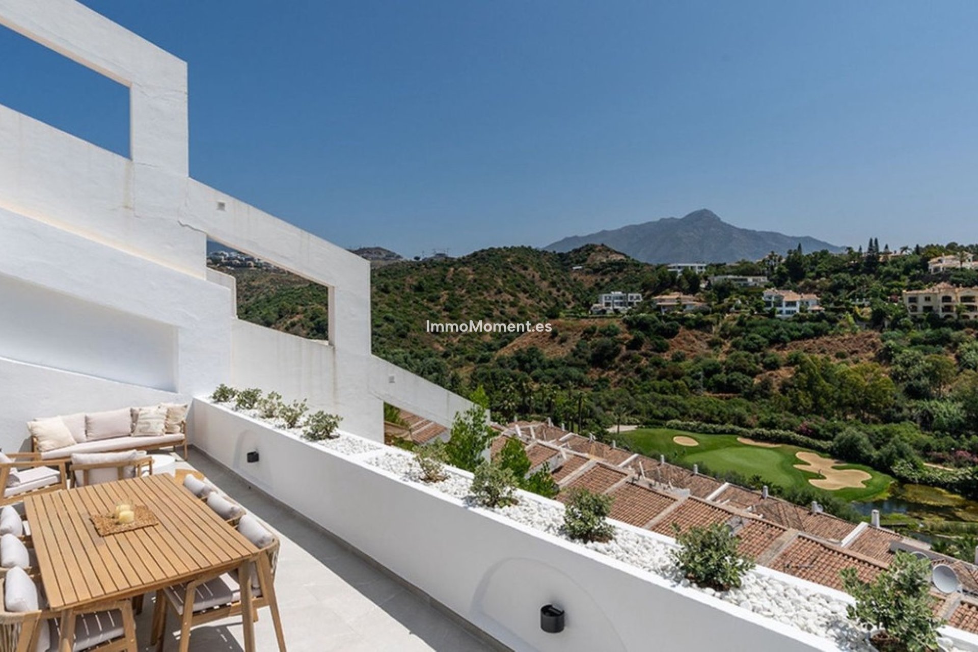 Resale - Apartment - Benahavís - La Quinta