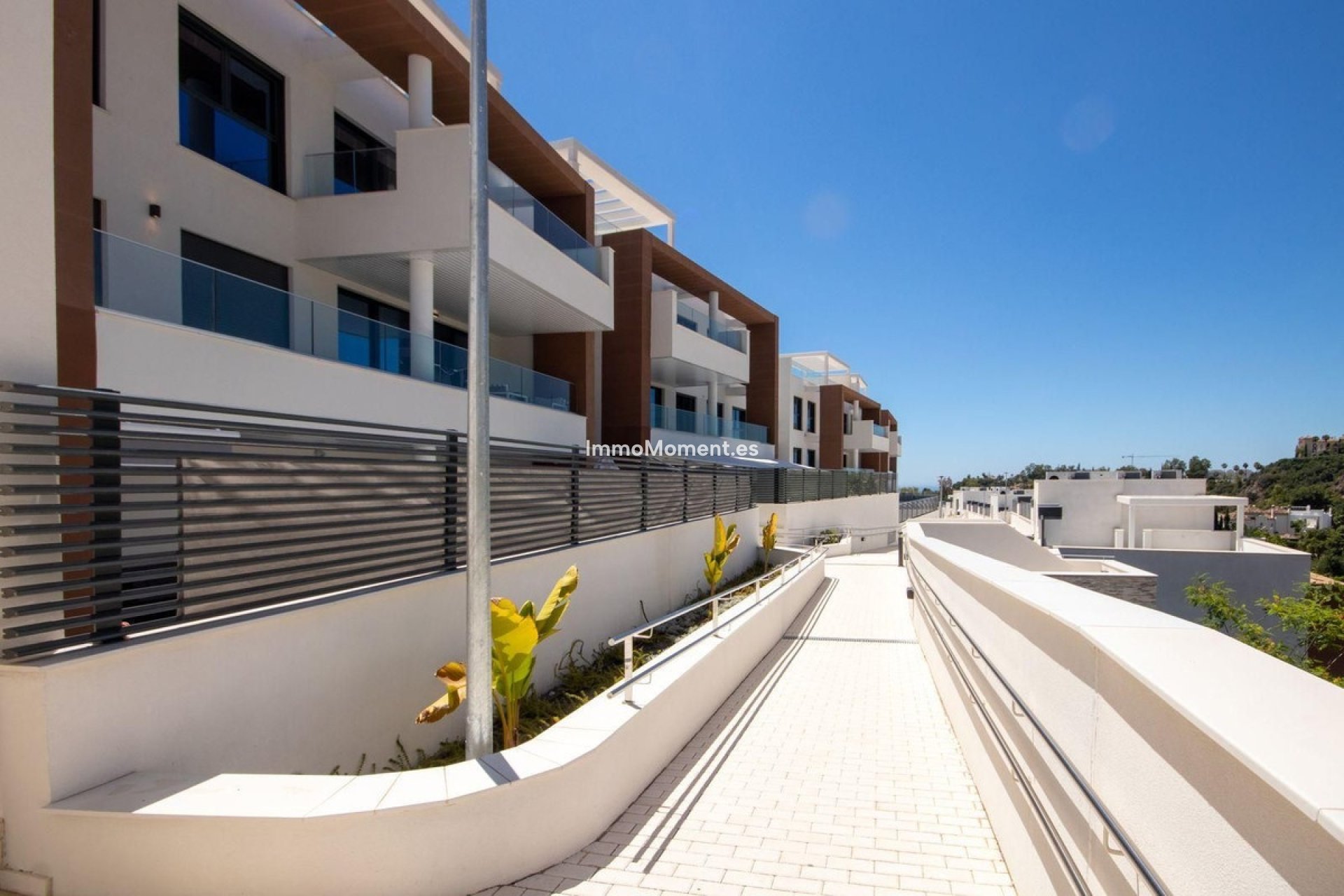 Resale - Apartment - Benahavís - La Quinta