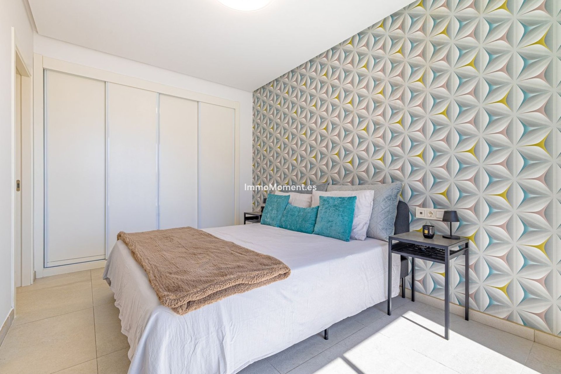 Resale - Apartment - Benahavís - La Quinta