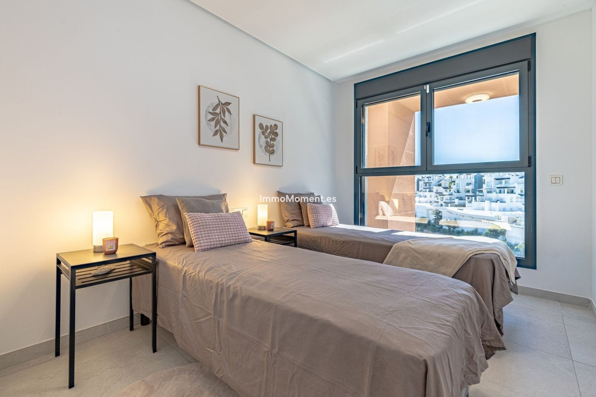 Resale - Apartment - Benahavís - La Quinta