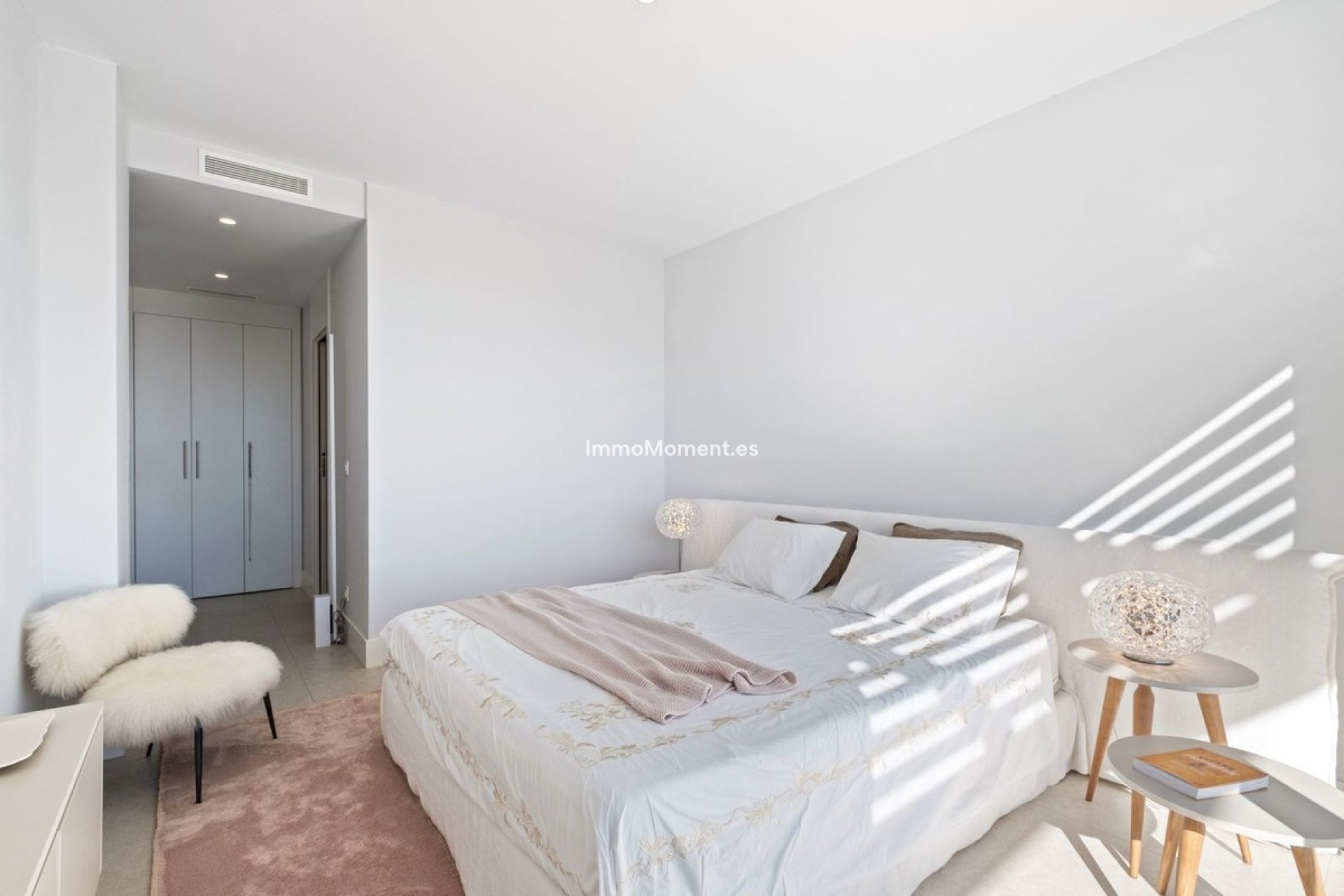 Resale - Apartment - Benahavís - La Quinta