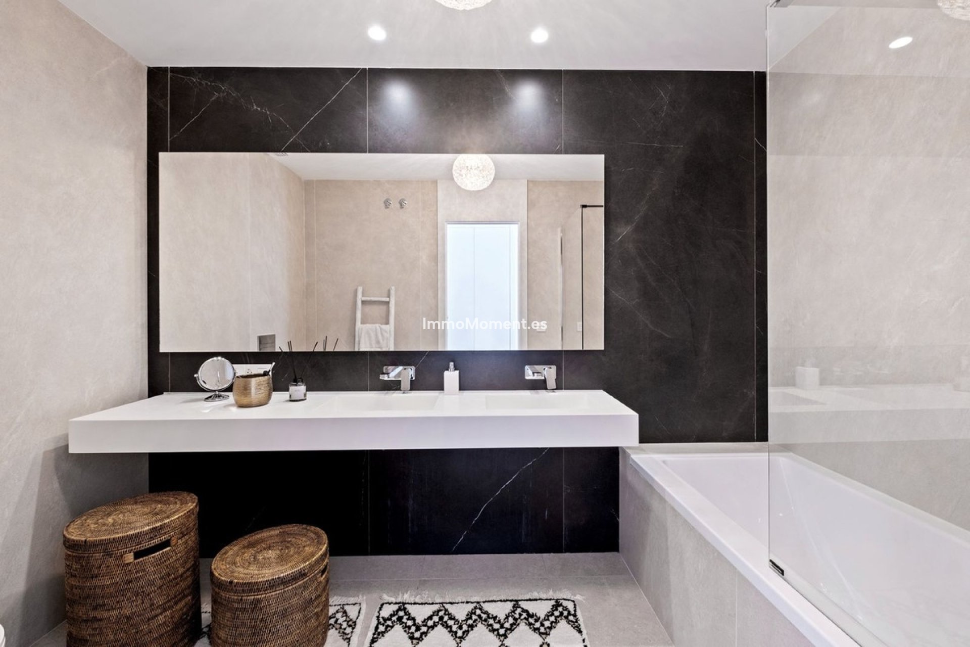 Resale - Apartment - Benahavís - La Quinta