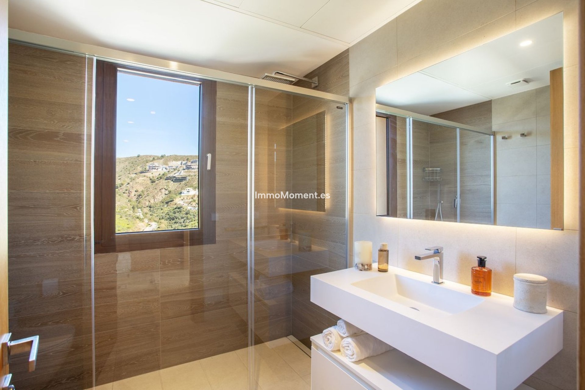 Resale - Apartment - Benahavís - La Quinta