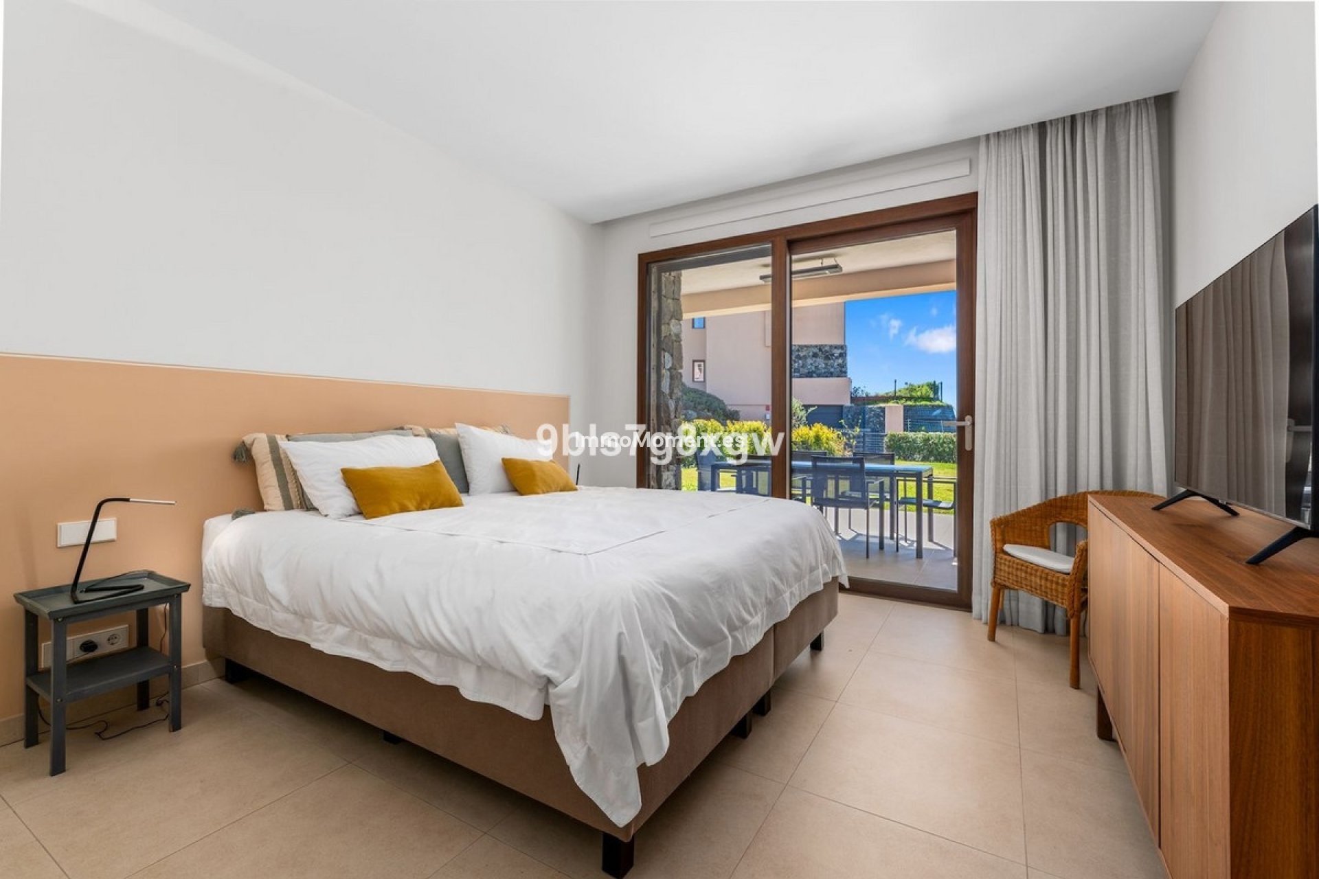 Resale - Apartment - Benahavís - La Quinta