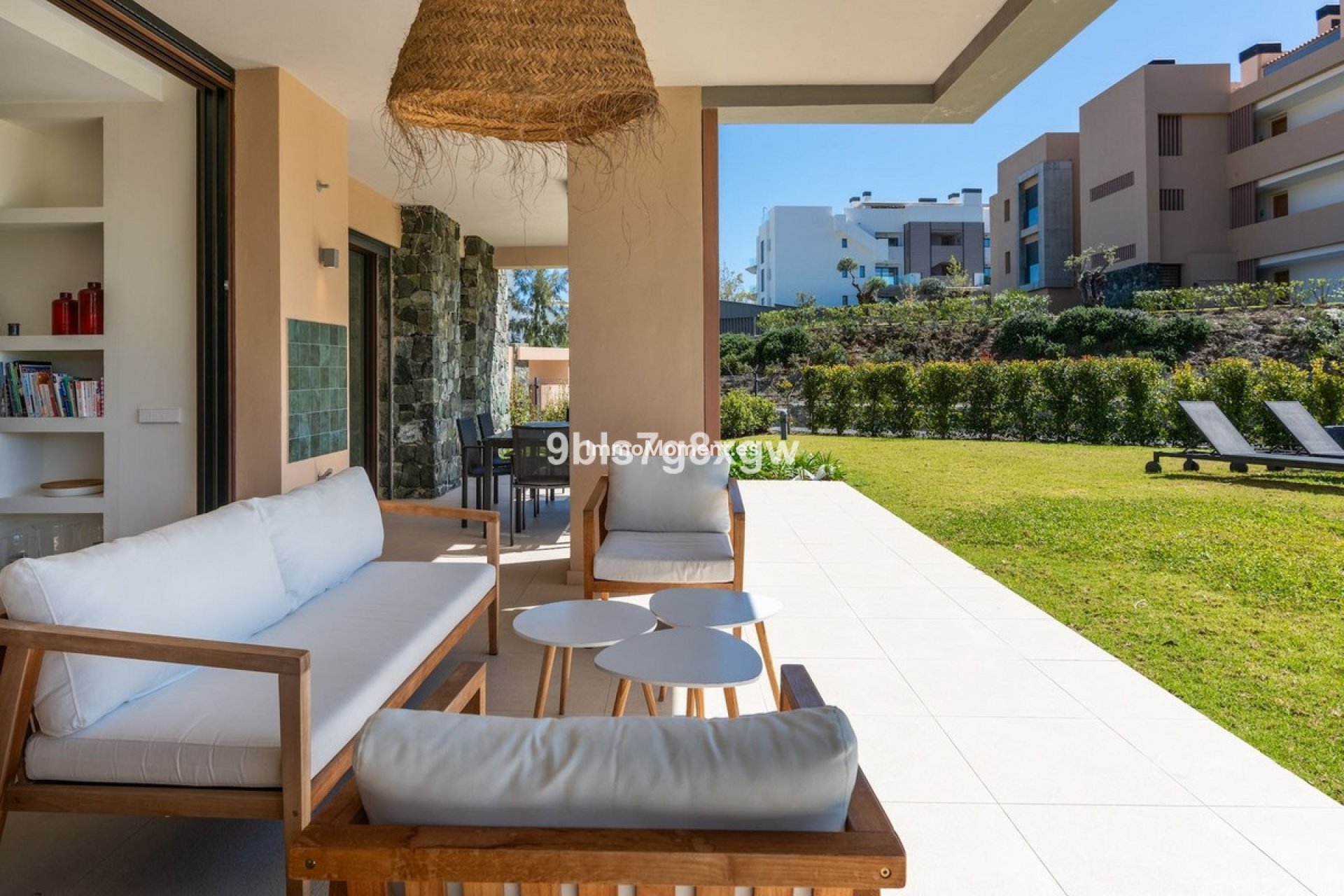 Resale - Apartment - Benahavís - La Quinta