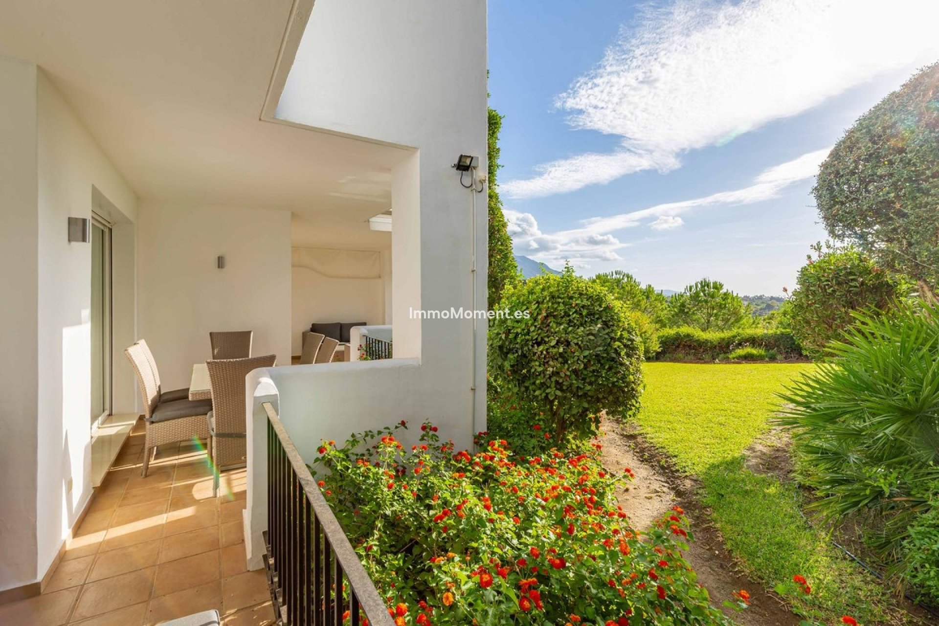 Resale - Apartment - Benahavís - La Quinta