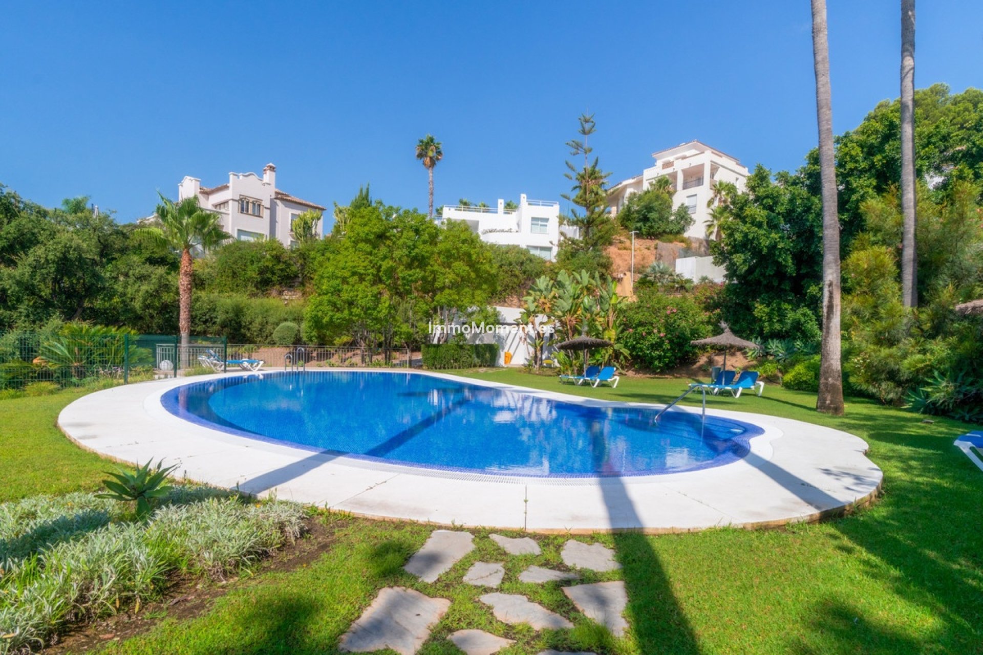 Resale - Apartment - Benahavís - La Quinta