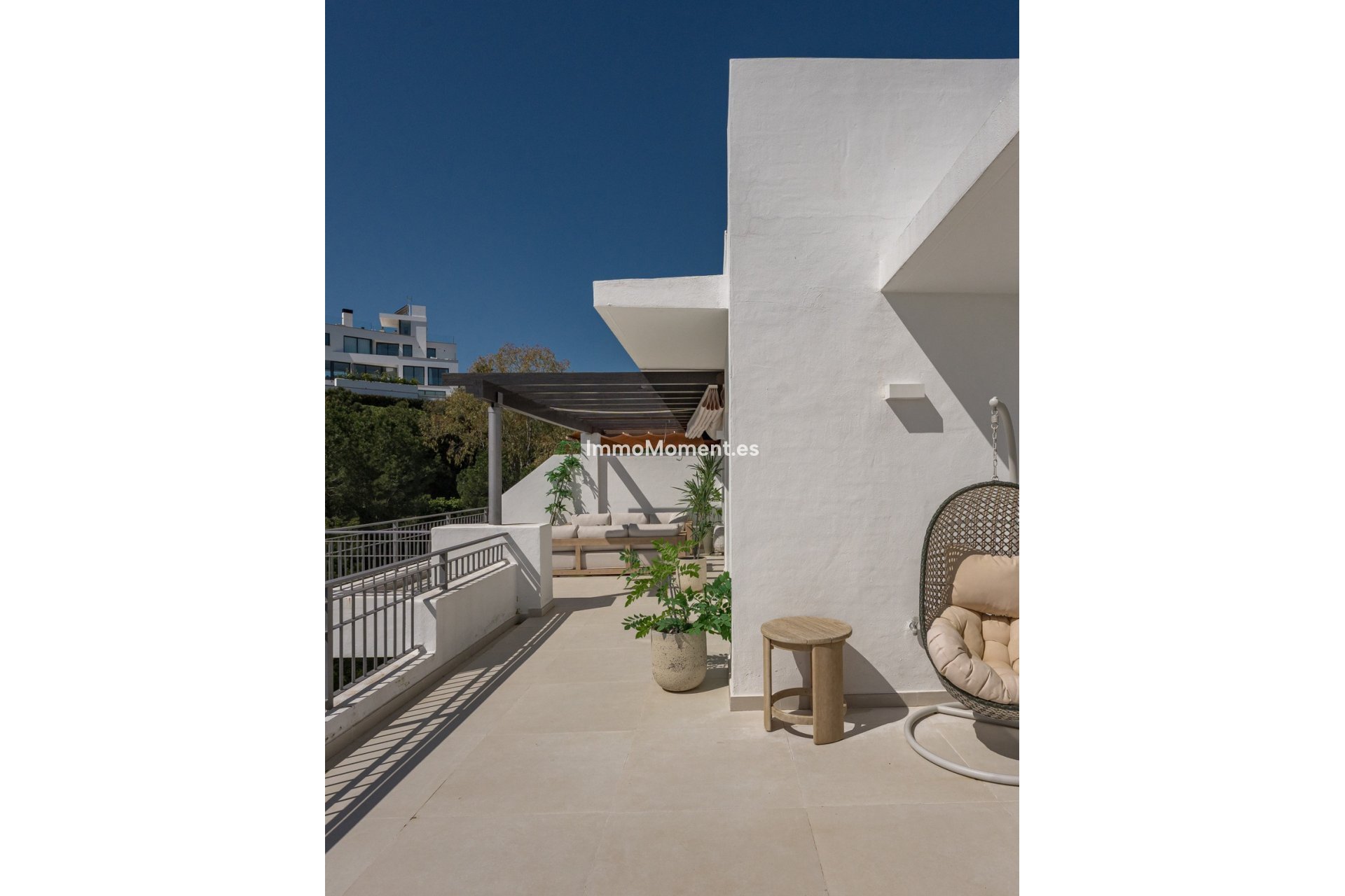 Resale - Apartment - Benahavís - La Quinta