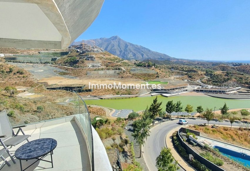 Resale - Apartment - Benahavís - La Quinta